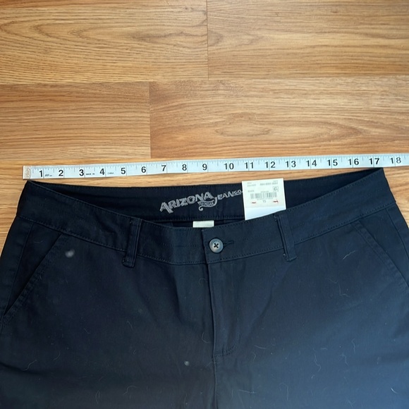 Arizona Jean Company Black Shorts NWT - Picture 5 of 7
